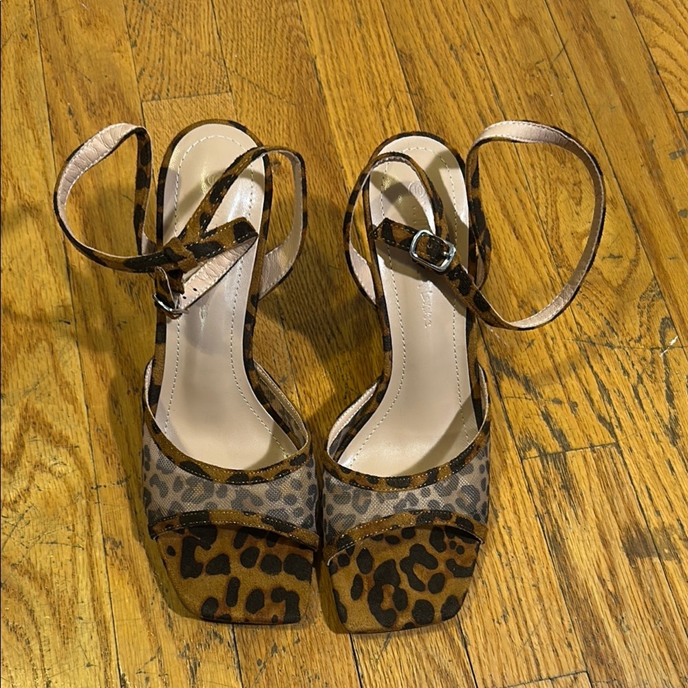 Forever 21 Leopard Print Women's Sandals sz 10 NWOT